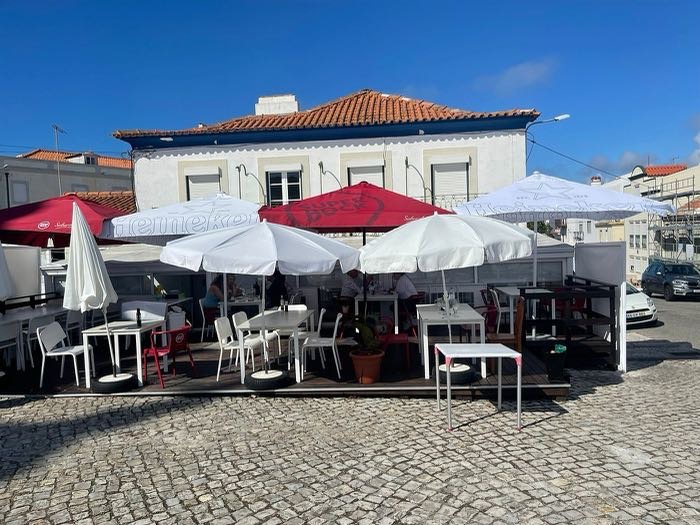 Lunch where the town eats