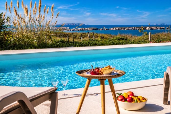 Pool overlooking the Baleal peninsula