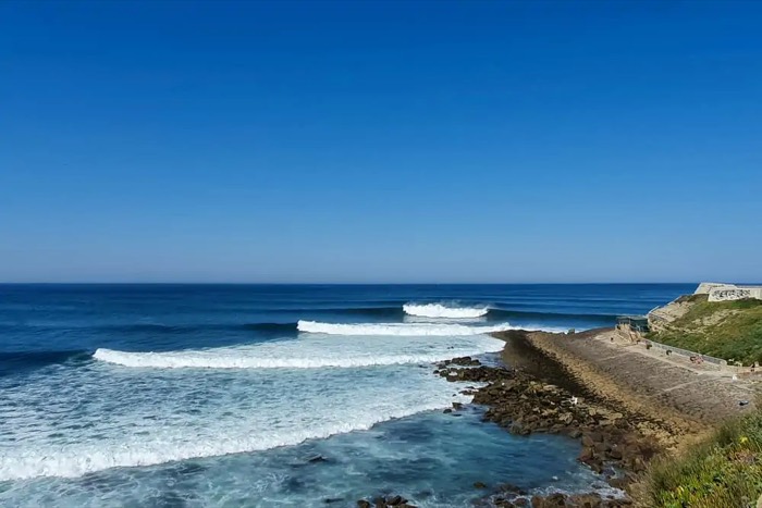 Consolação Right surf spot, Peniche